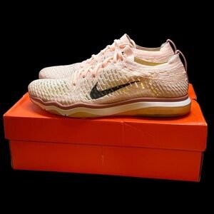 Size 10 - Nike Air Zoom Fearless Flyknit Bionic Sunset Tint Women 904643 600